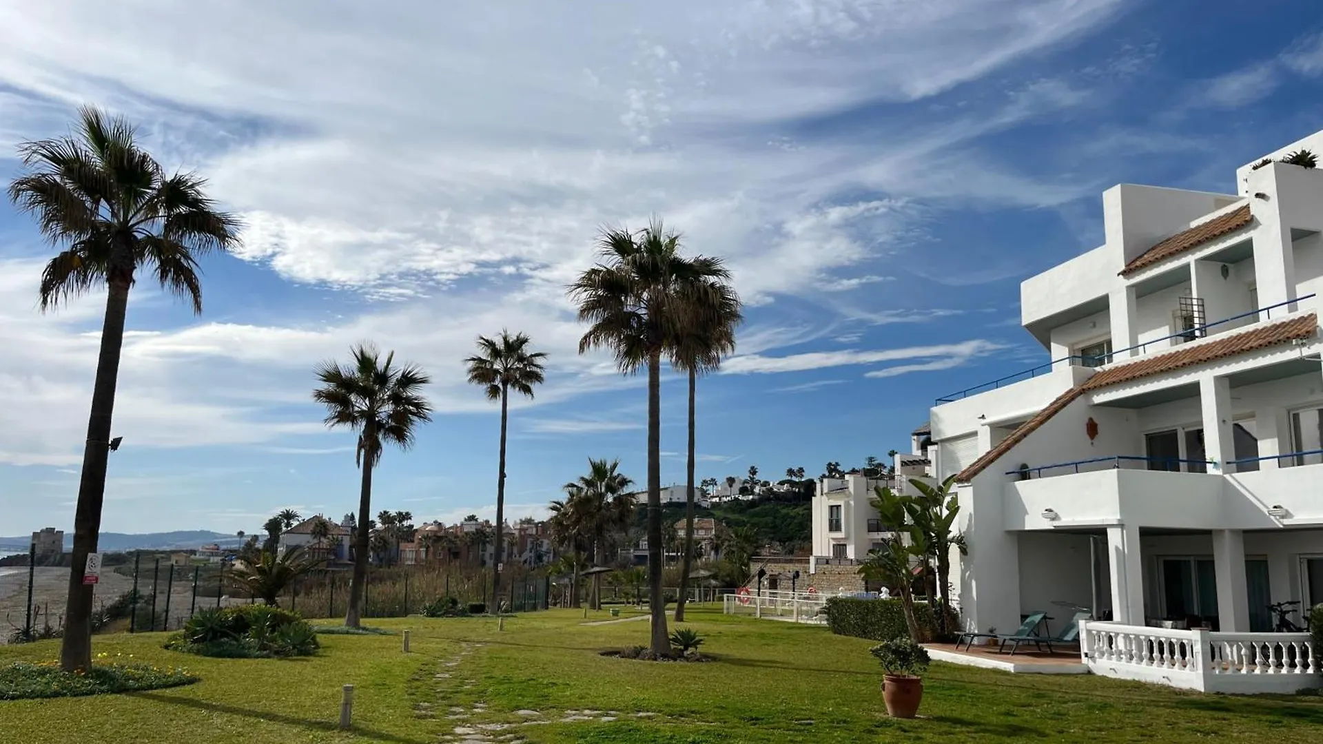 Premium Luxury-Casares Del Mar-Seaside Apartment Bahía de Casares